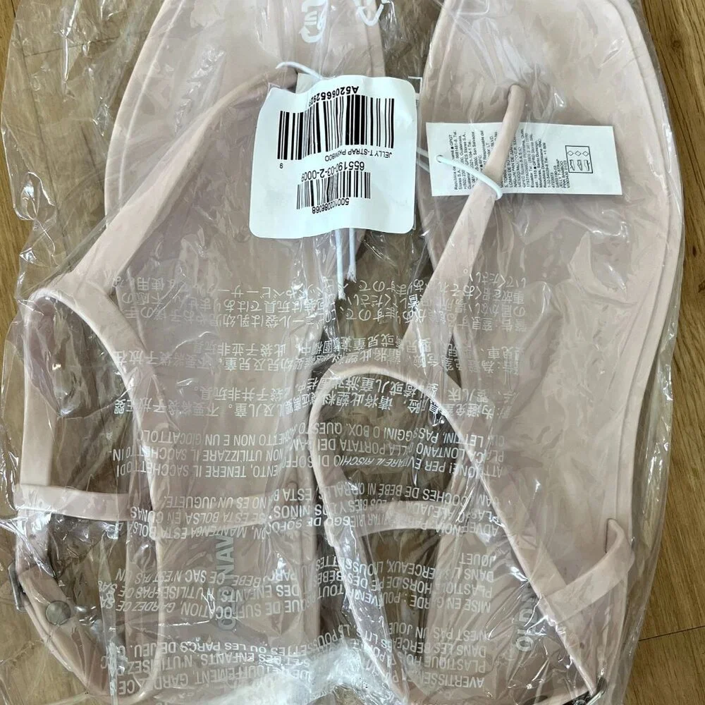 NWT Old Navy Pink Opaque Jelly T-Strap Sandals 8